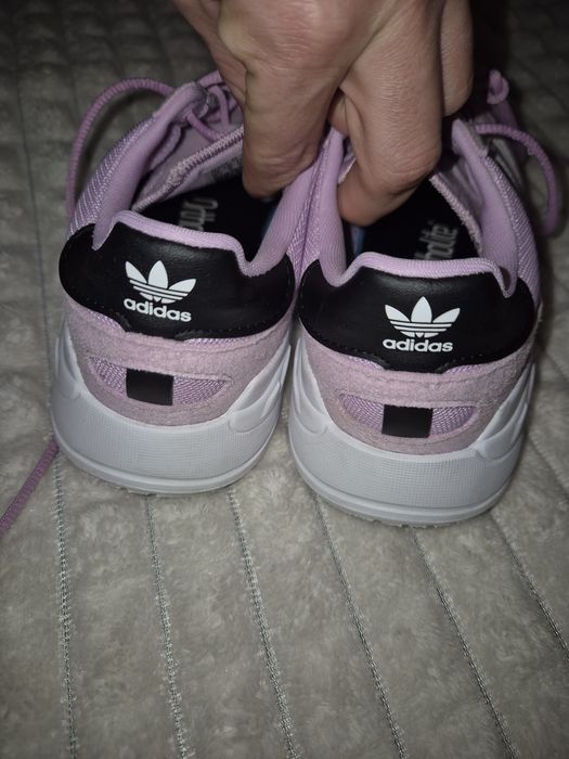 Нови маратонки за момиче 34розови