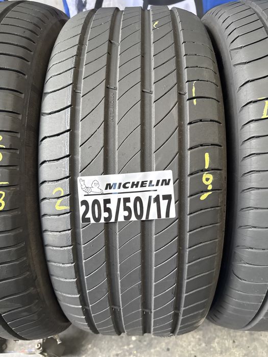205/50/17 Michelin