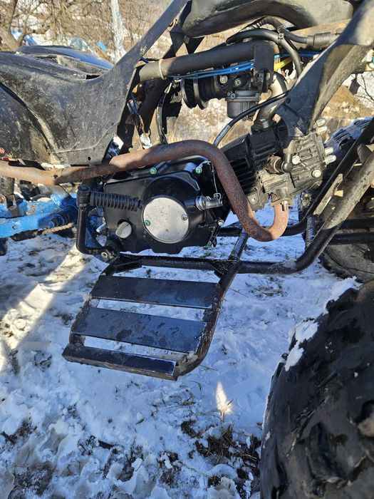 Vând atv de 125cc 4 trepte ambreaj manual