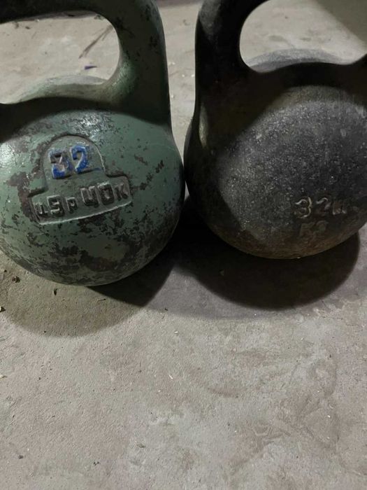 Полвон акалар учун 32 кг тош 2 та