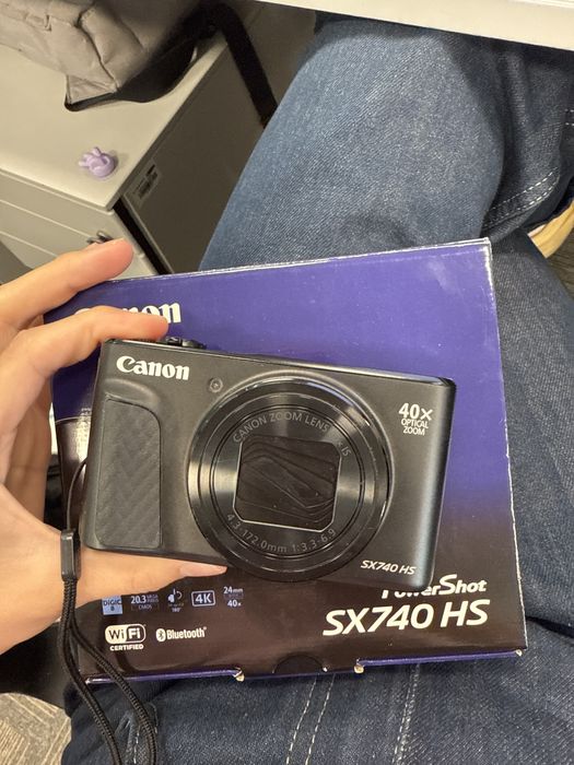 Фотокамера Canon PowerShot SX740 HS черный