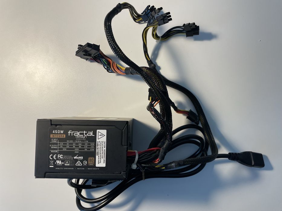 Sursa PC Fractal Design Integra 450W