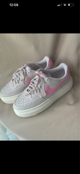 Adidasi nike 36.5