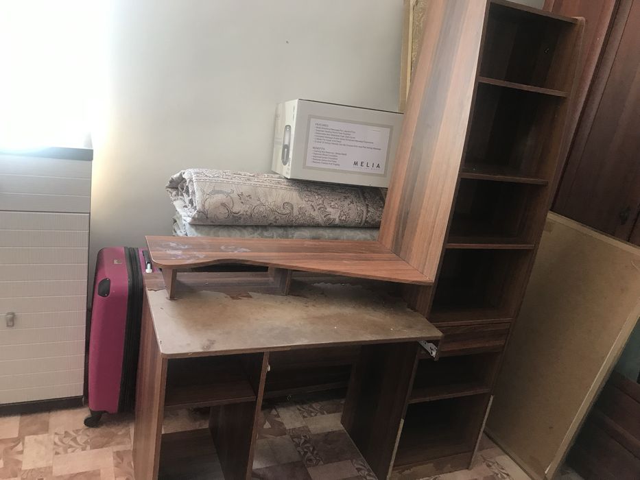 Стол для компьютера