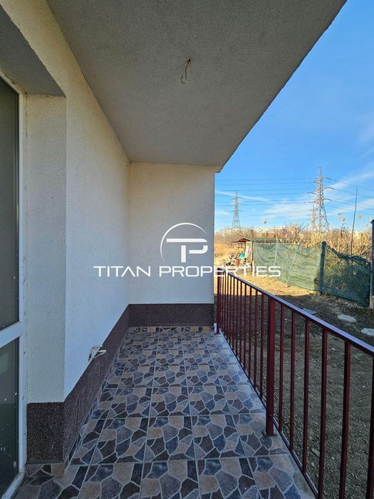 Двустаен апартамент в района на Коматевски възел