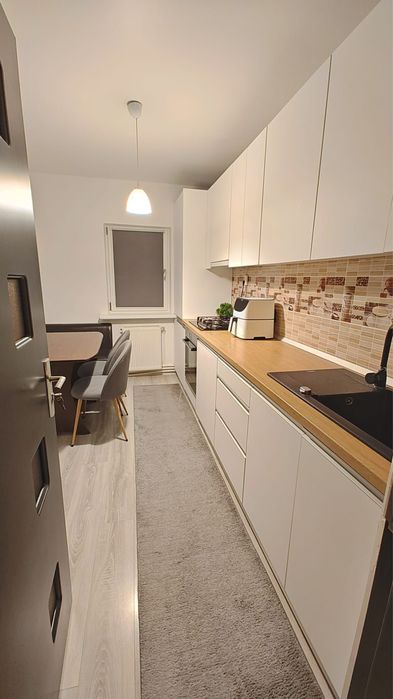 Apartament 3 Camere de inchiriat