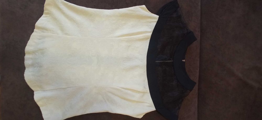 Страхотен комплект на Lucy в жълто