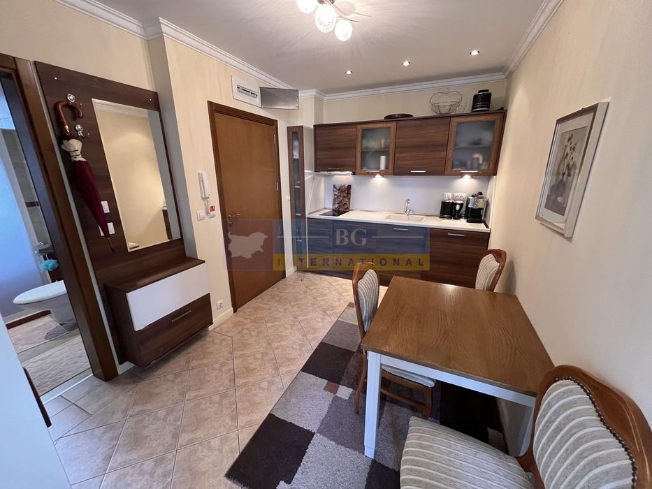 Продава се Двустаен апартамент в Созопол - 75 кв.м за 867 €/кв.м - Снимка #2