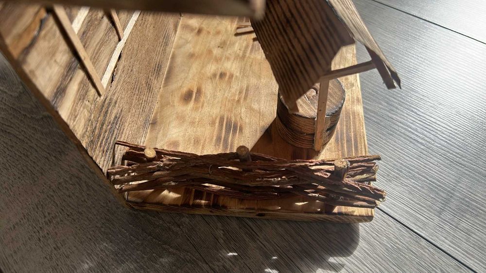 Ръчно изработена къщичка за ключове