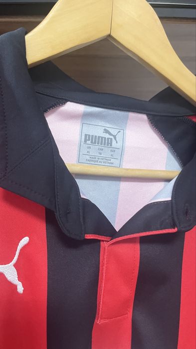 Tricou  - mărimea  XL , trimit si in țară prin fan courier
