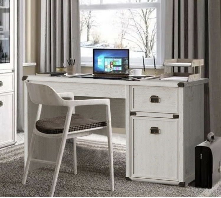 Стол письменный, компьютерный с полкой