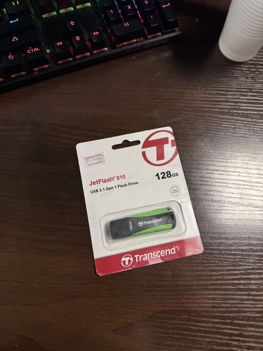 USB Флеш 128GB 3.0 Transcend TS128GJF810 черный