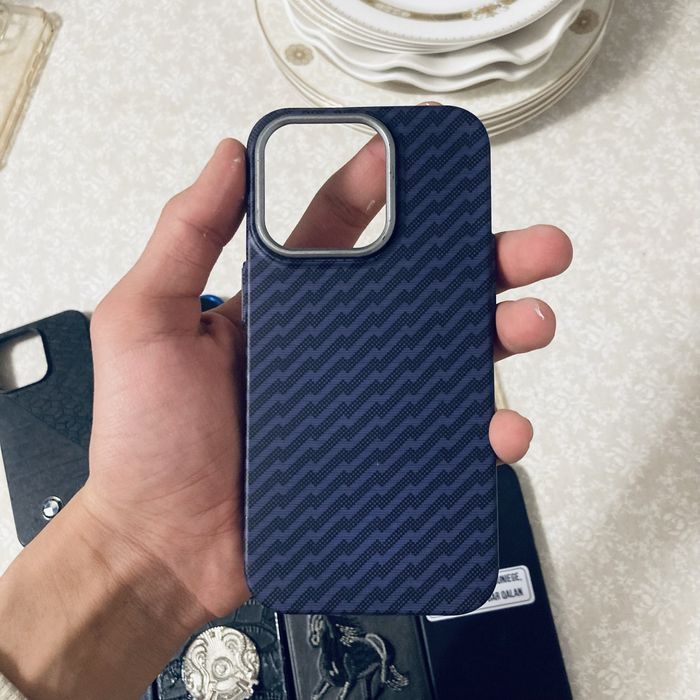 Чехолы на айфон 14про