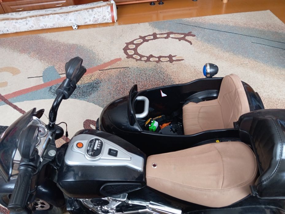 Мотоцикл с зарадкой