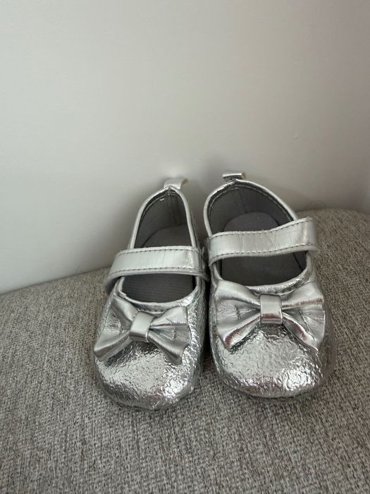 Бебешка рокля, панделка за коса и ръкави