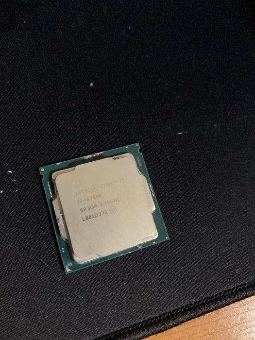 Дъно с процесор Intel Core I7 8700k и Asus Strix z370 g-gaming wi-fi