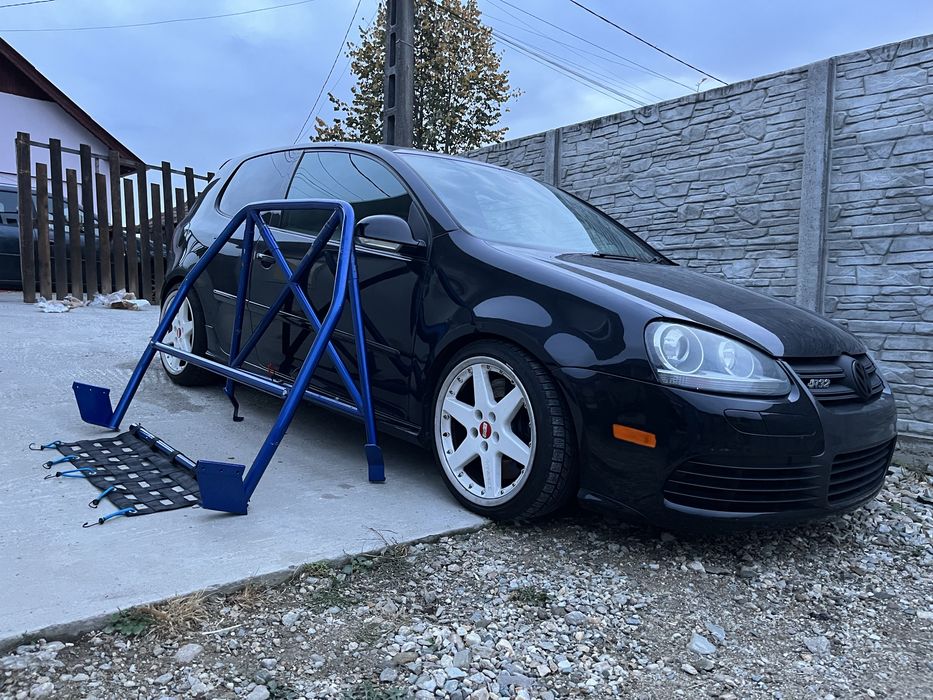 Vand halfcage + back seats deleted kit pentru gama vag golf 5/6/audi..