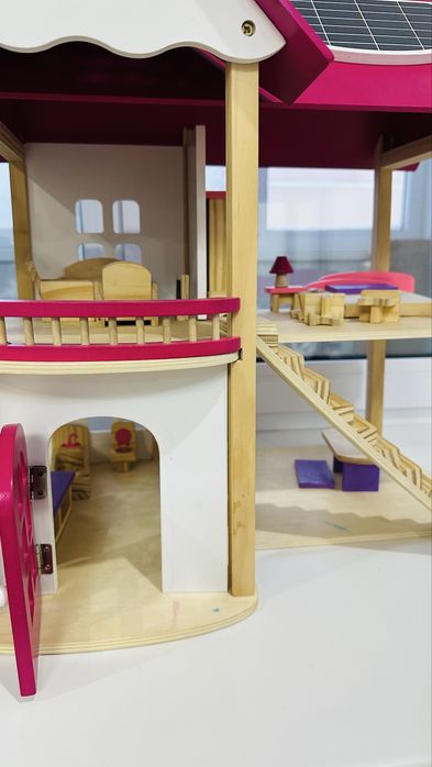 Продам детский домик для кукол