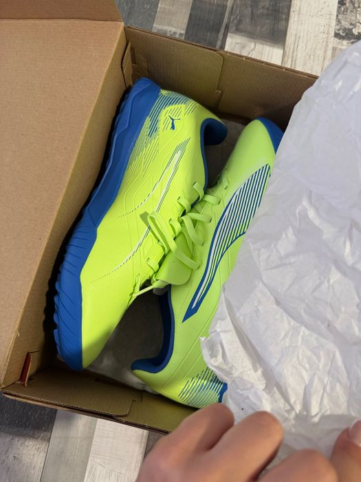 Чисто нови стоножки Puma Ultra Match IT