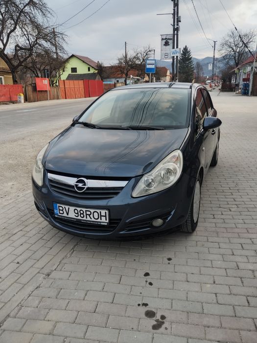 Vând Opel CORSA D