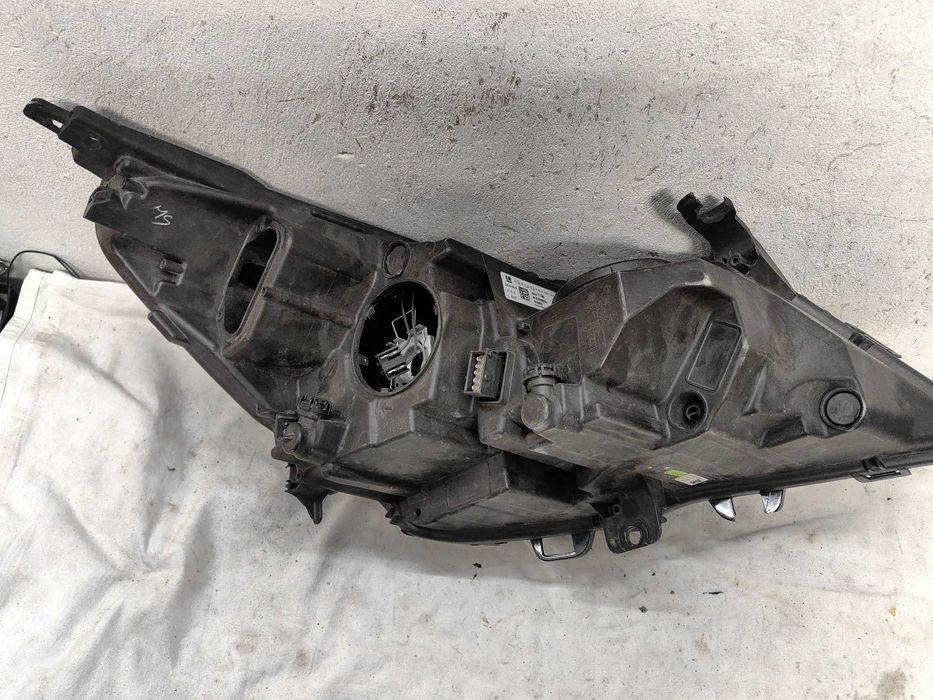 Оригинален фар Ляв   Опел Астра Opel Astra К  Led