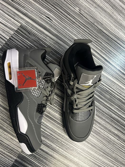 Air Jordan 4  Cool Gray - 41