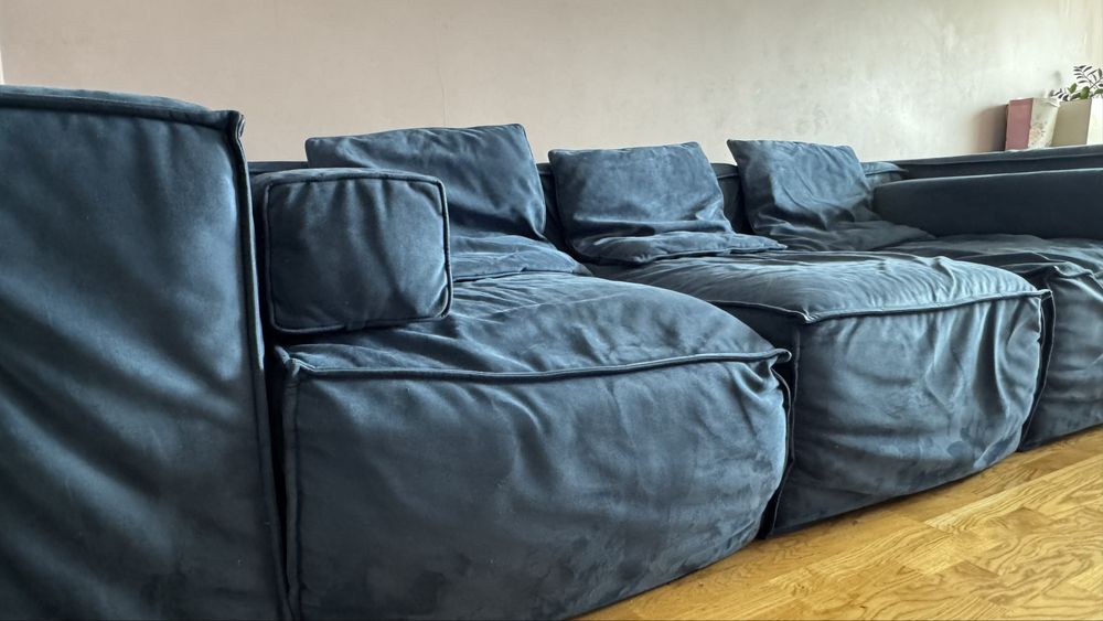 Мягкий диван синий