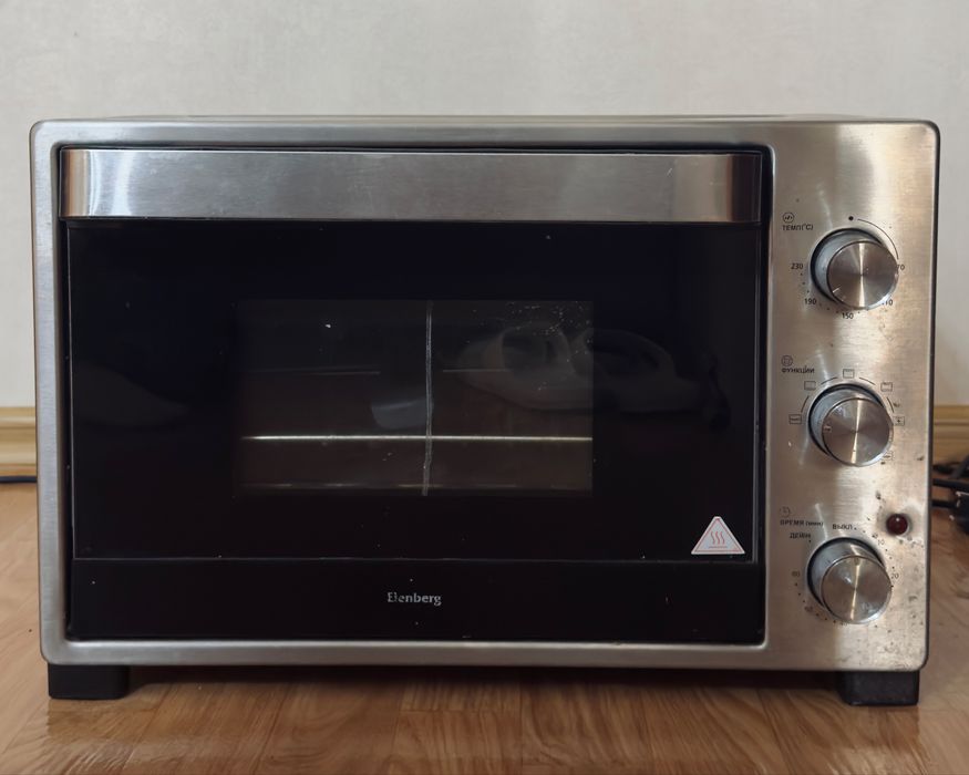 Электрическая мини-печь Elenberg (19л) — рабочая, для дачи или дома