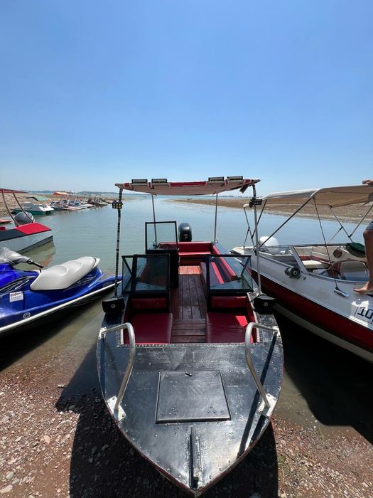 Катер амур мотор джонсон 175