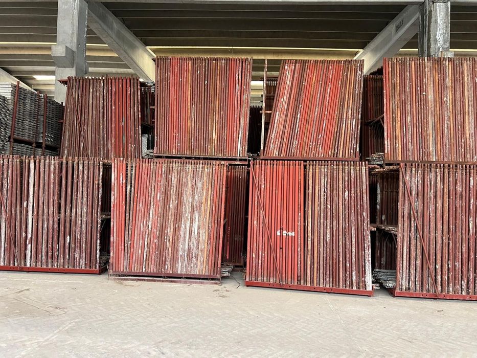 Италианско Фасадно скеле тип “Н”