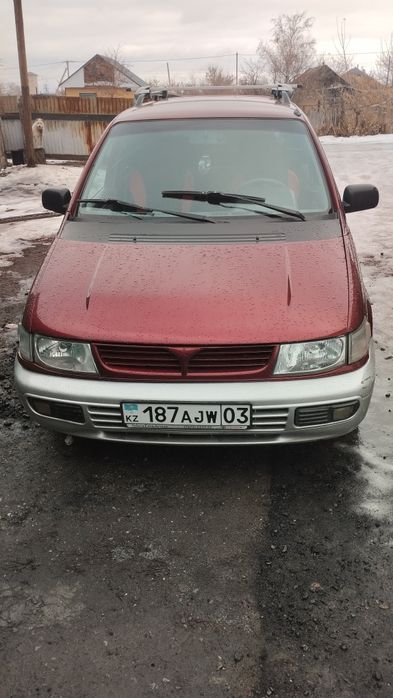 Mitsubishi Space Wagon