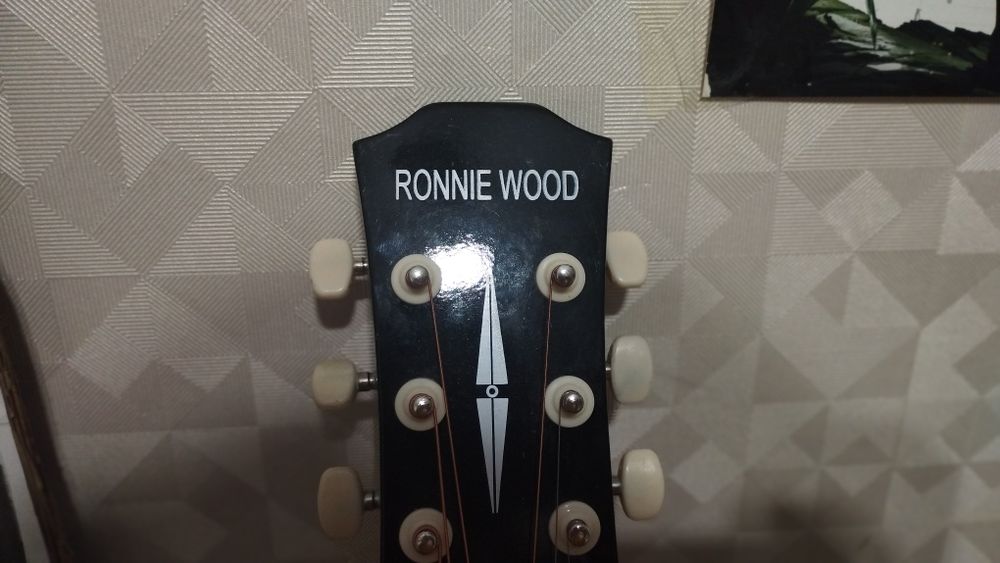 Гитара акустическая"Ronnie Wood"