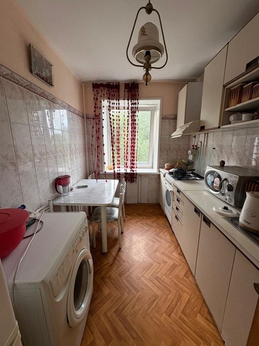 Продам 3 х ком центр