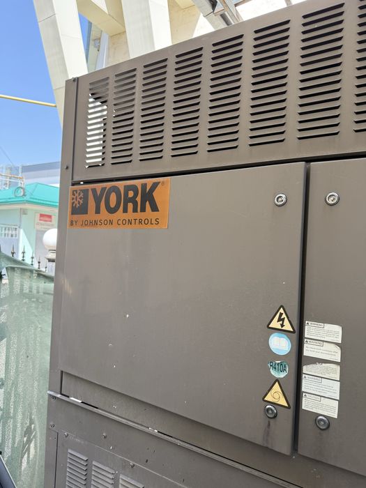 Чиллер YORK 429 кВт