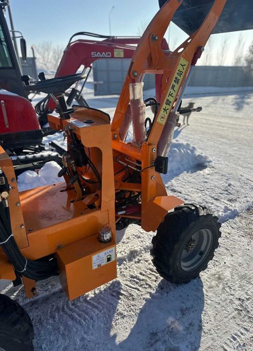 Мини -Фронтальный Погрузчик