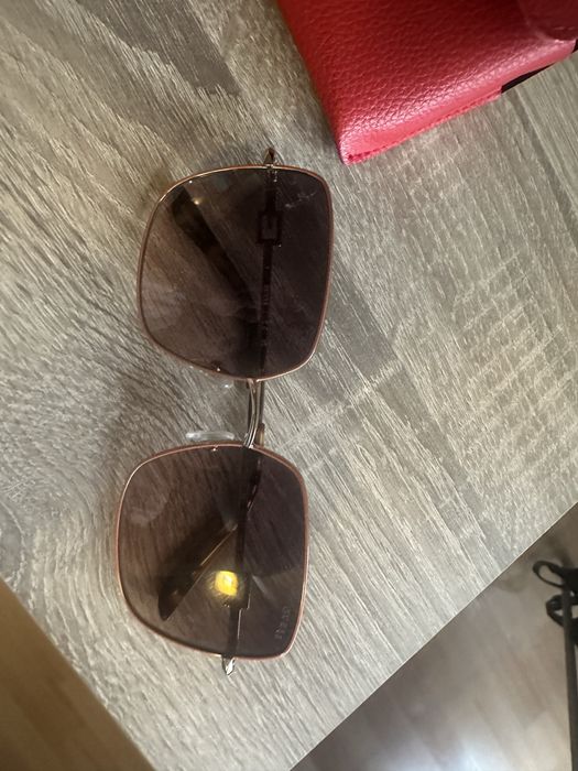 Слънчеви очила Guess
