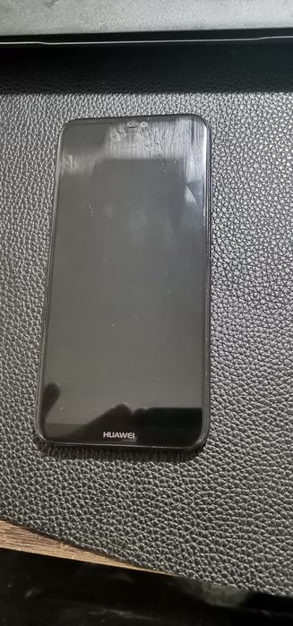 Huawei P20 lite foarte bun