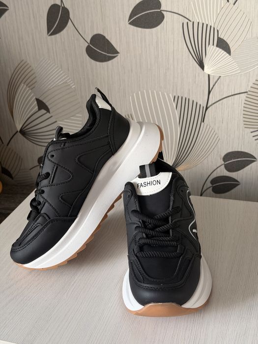 Распродажа женской обуви