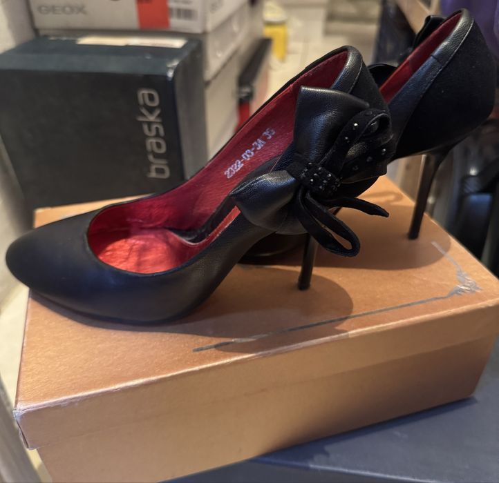 Продам туфли женские