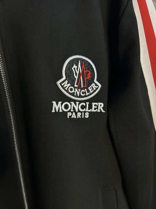 Trening Moncler Paris set complet L slim fit nou cel mai mic preț