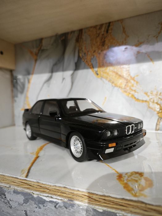 Продам коллекционные модельки