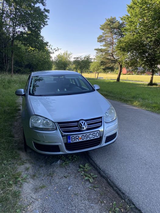VW Jetta 1.6 FSI neg.