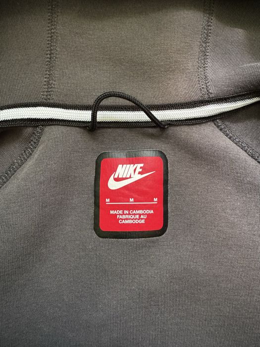 Nike tech сиво-черен