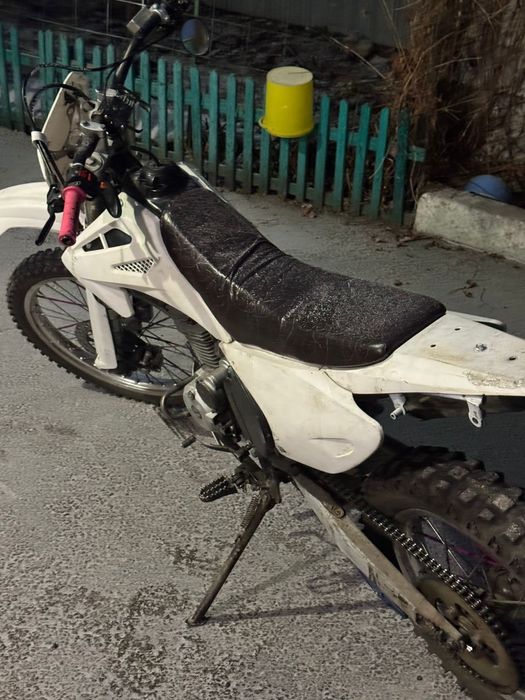 Продам эндуро 06