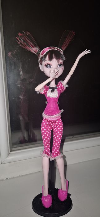 Кукла Monster high Дракулаура Dead tired