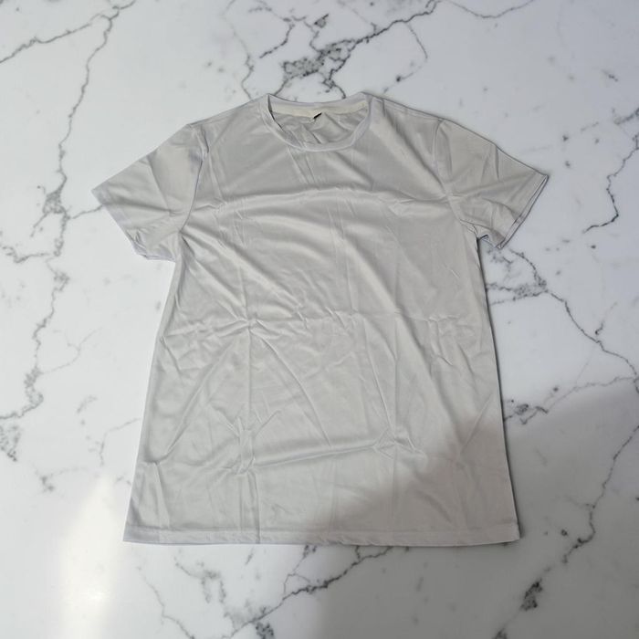 Tricou de vanzare "off-W"