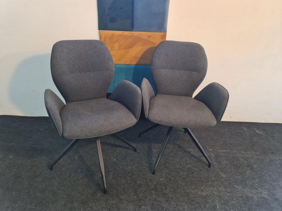 Set doua scaune tapitate si rotative