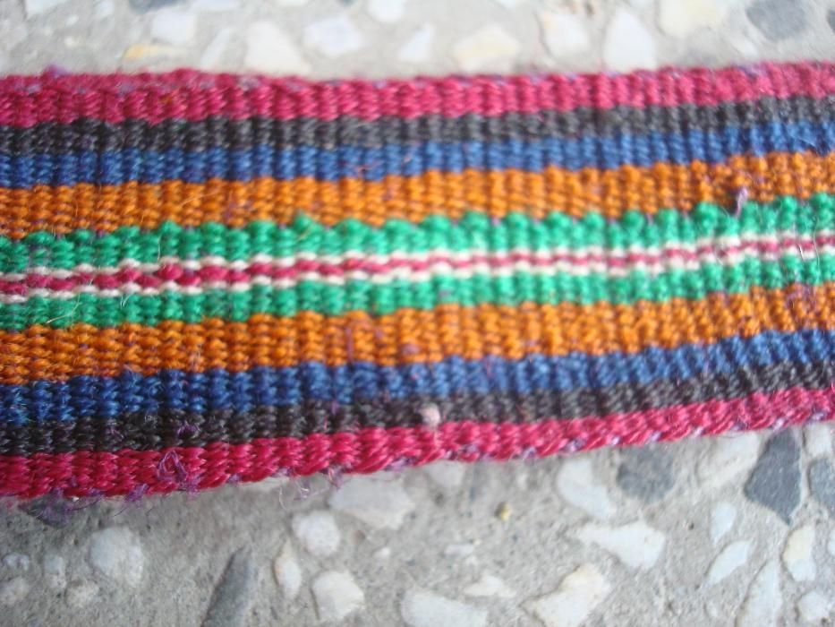 Колани за пафти, подходящи за ползване към народни носии