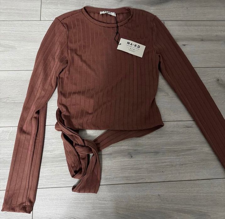 Новая кофта na-kd