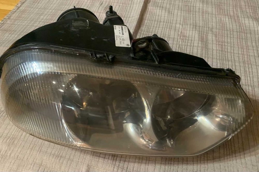 фар за Алфа Ромео 156 - 1.6 - бензин,  десен